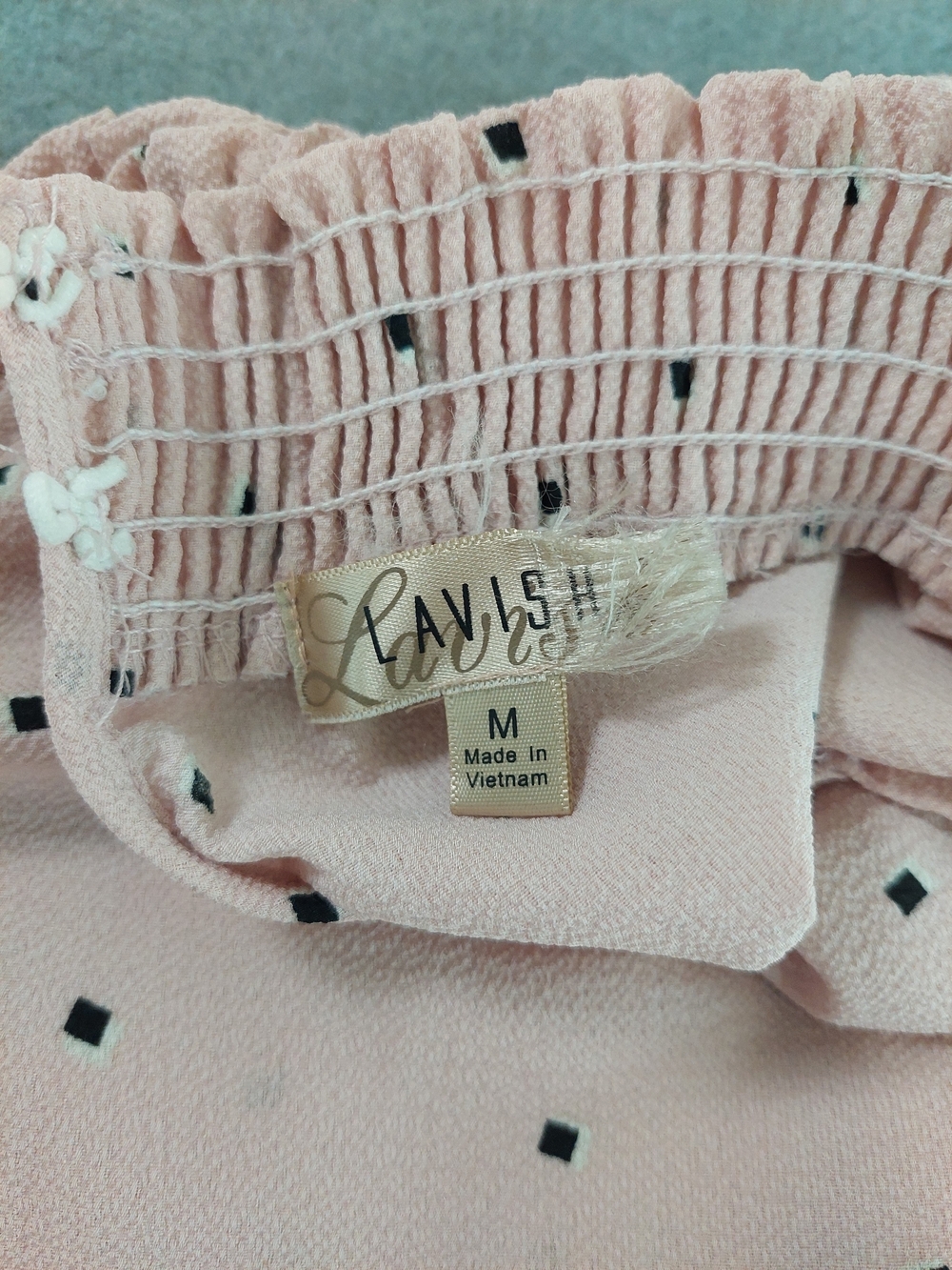 LAVISH Pink Polka Dot Ruffle Mock Neck Sleeveless Blouse Top M - Picture 5 of 5